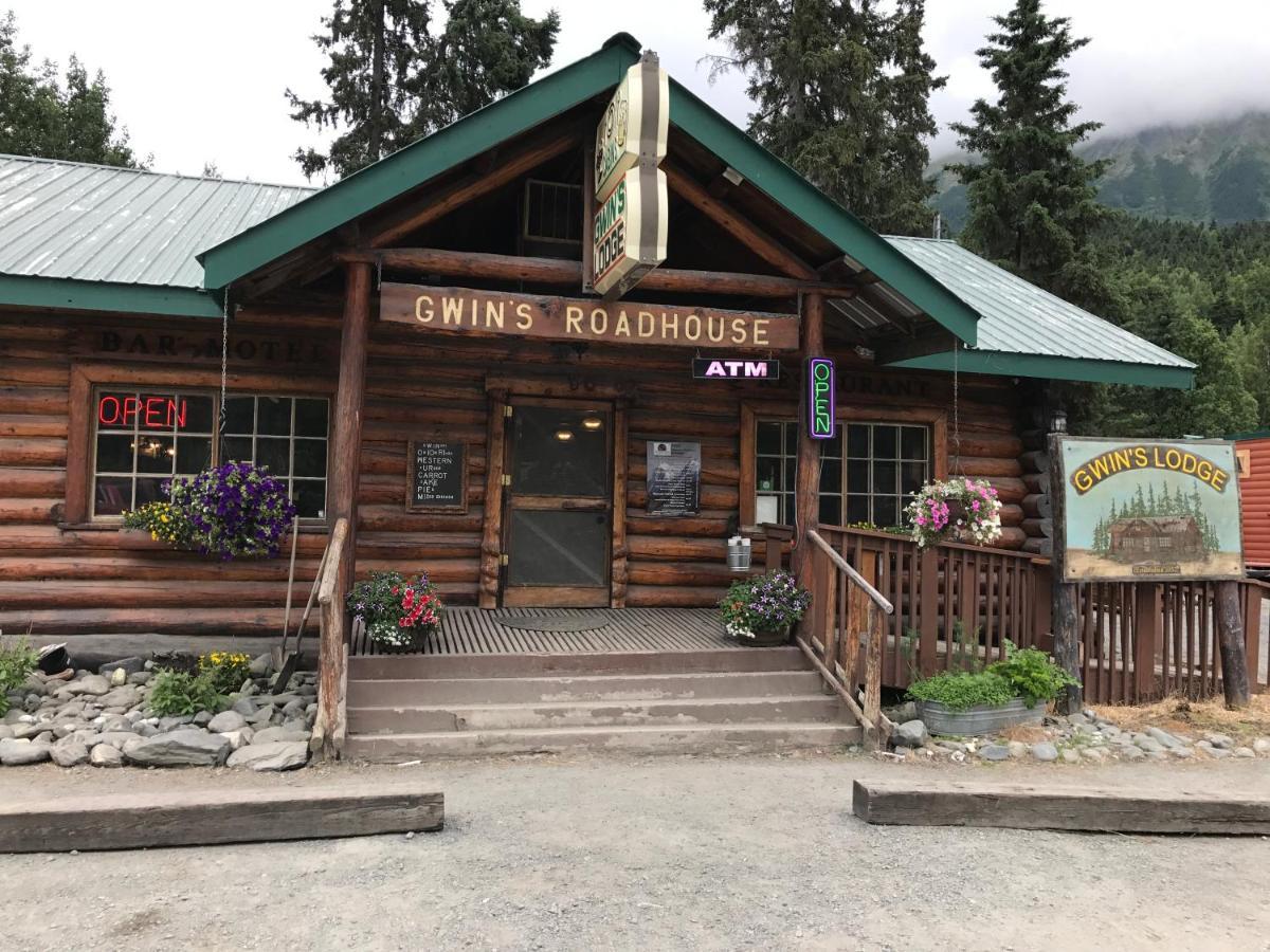 Gwin'S Lodge & Roadhouse Cooper Landing Екстериор снимка