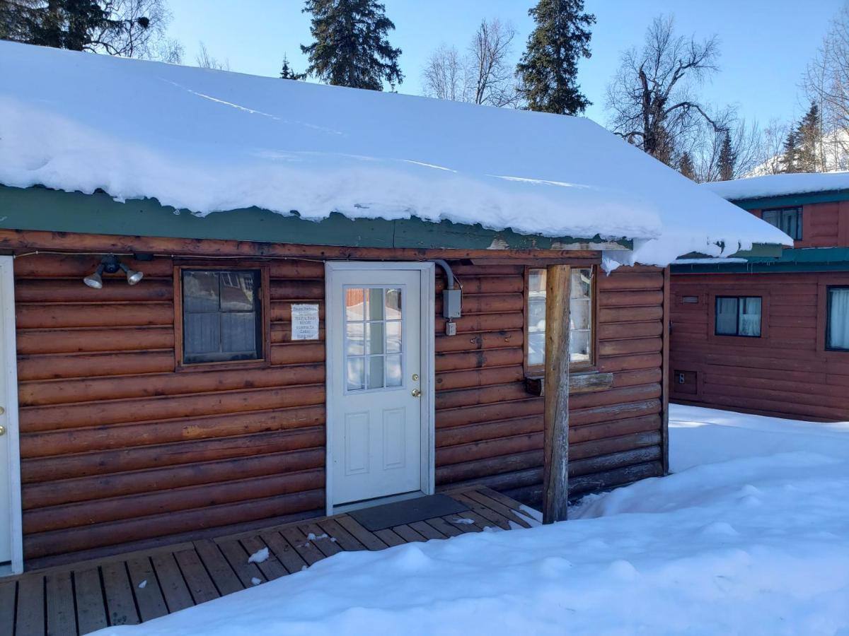 Gwin'S Lodge & Roadhouse Cooper Landing Екстериор снимка