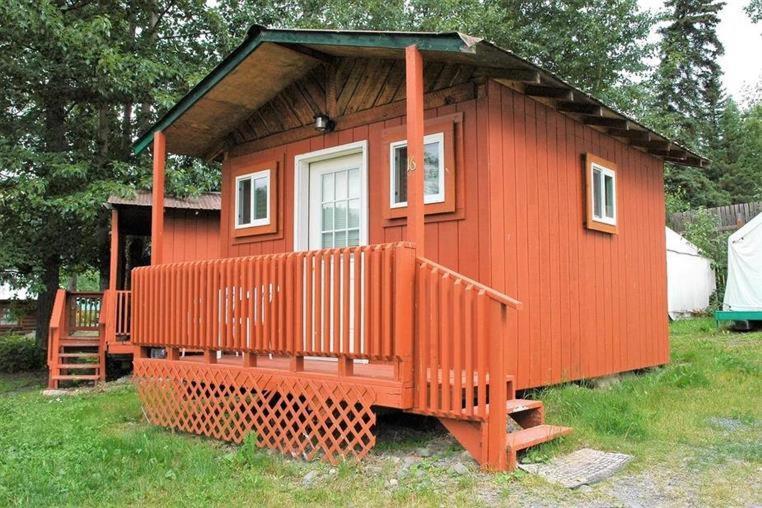 Gwin'S Lodge & Roadhouse Cooper Landing Екстериор снимка